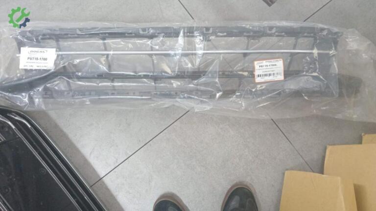 Volkswagen Passat Tampon Orta Izgara çıkma parça