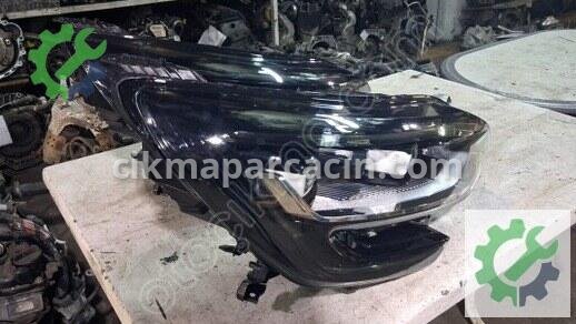 Renault Megane Sağ Ön Far 2016-2020 çıkma parça