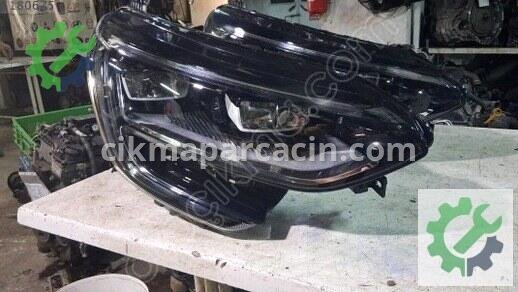 Renault Megane Sağ Ön Far 2016-2020 çıkma parça