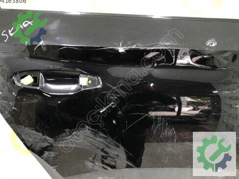 Skoda Kamiq Sağ Arka Kapı 658833052 çıkma parça