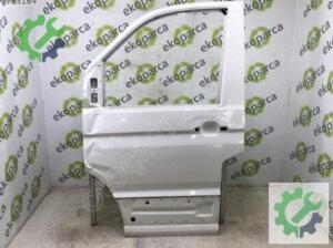 2019-2023 VW Crafter Sol Ön Kapı Parçası - 7C0831055