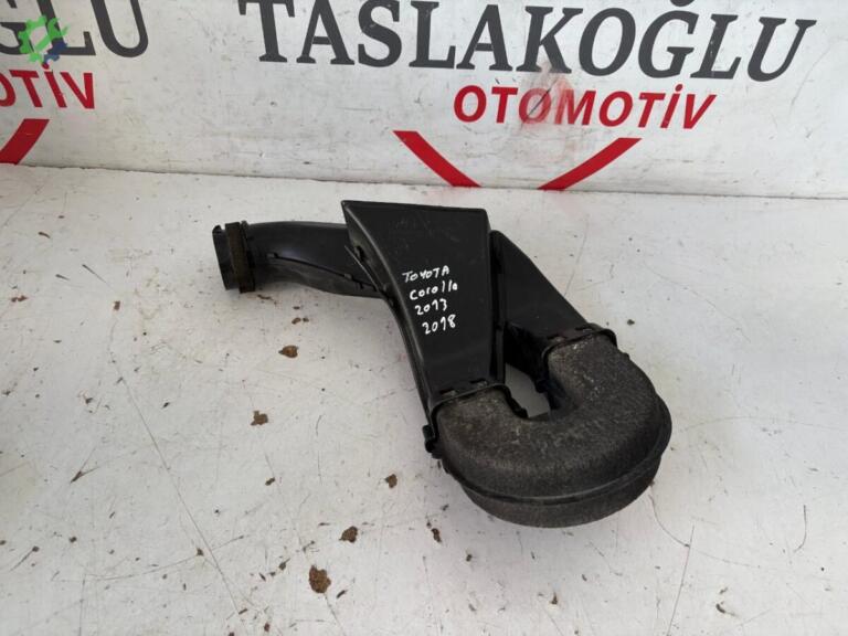 Toyota Corolla çıkma parça