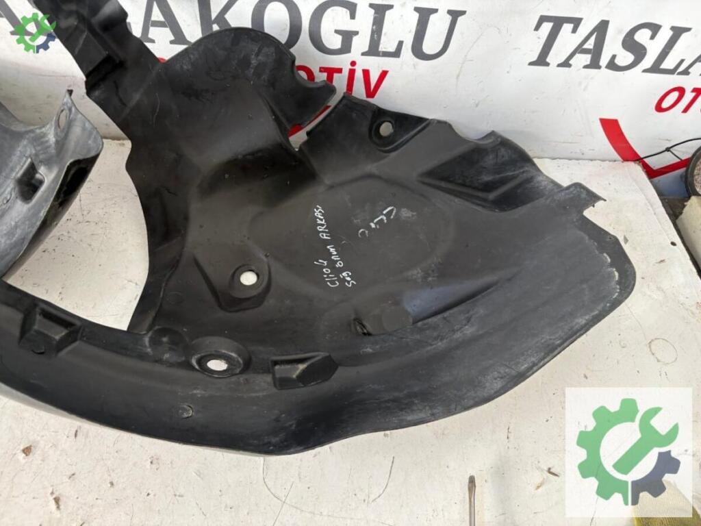 Renault Clio Ön Davlumbaz çıkma parça