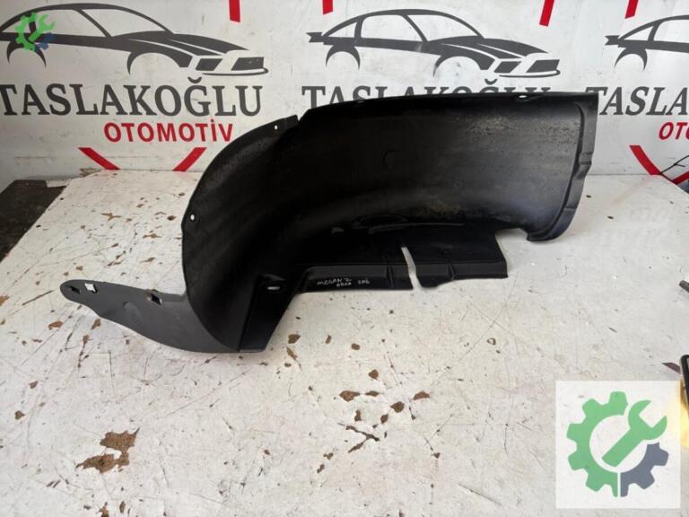 Renault Megane Davlumbaz çıkma parça