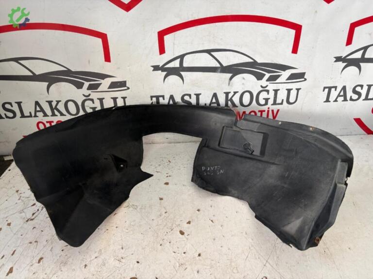 Fiat Punto Ön Davlumbaz çıkma parça
