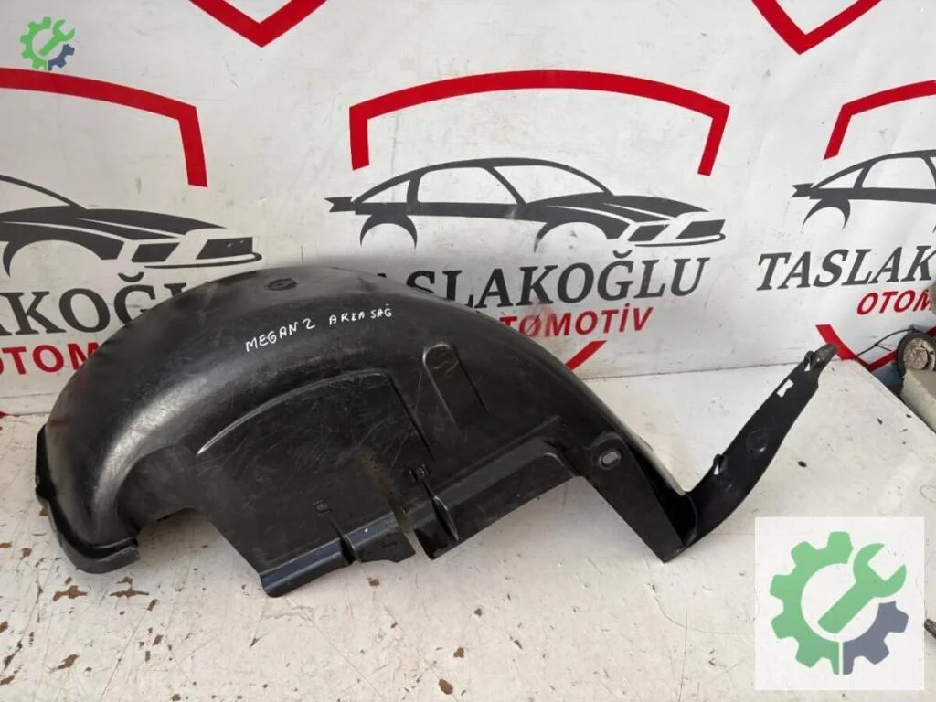 Renault Megane Davlumbaz çıkma parça