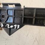 TOYOTA COROLLA SOL ARKA TAMPON BRAKETİ