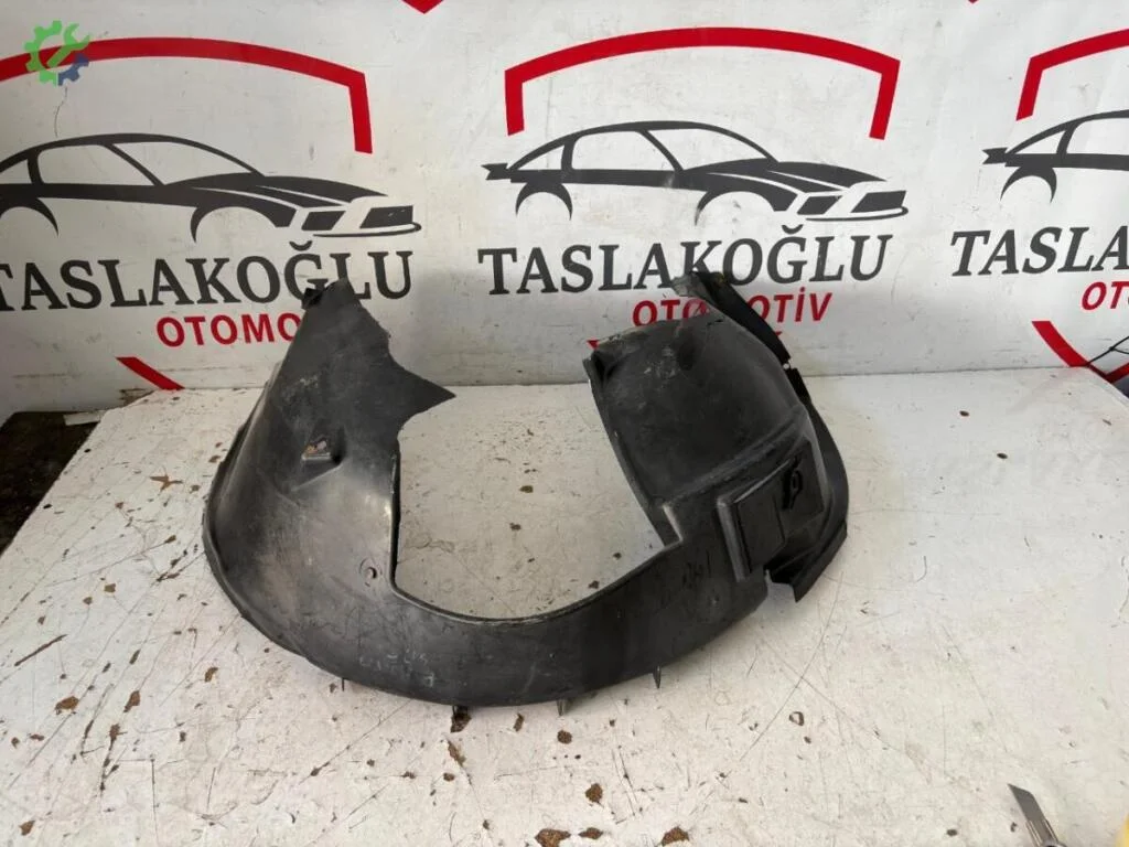 Fiat Punto Ön Davlumbaz çıkma parça