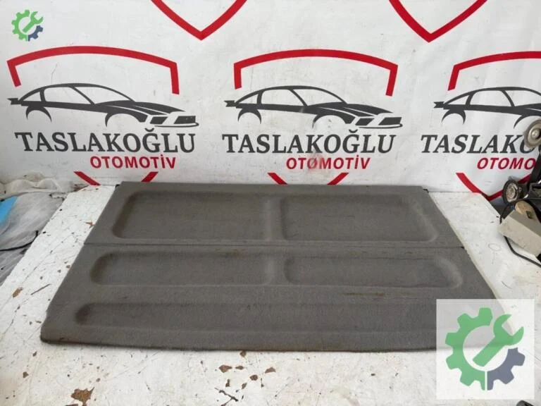 Renault Kangoo Bagaj Rafı çıkma parça