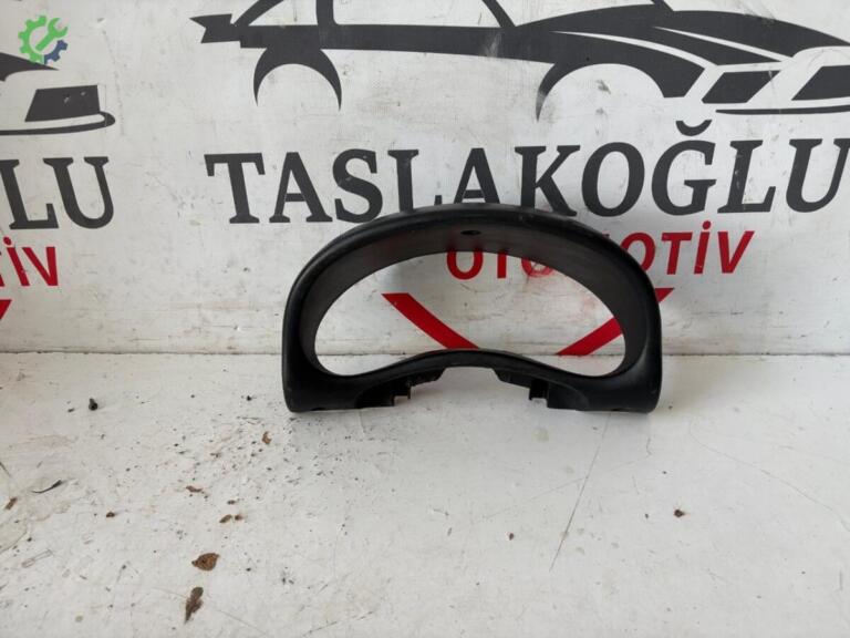 Opel Combo Gösterge Paneli çıkma parça