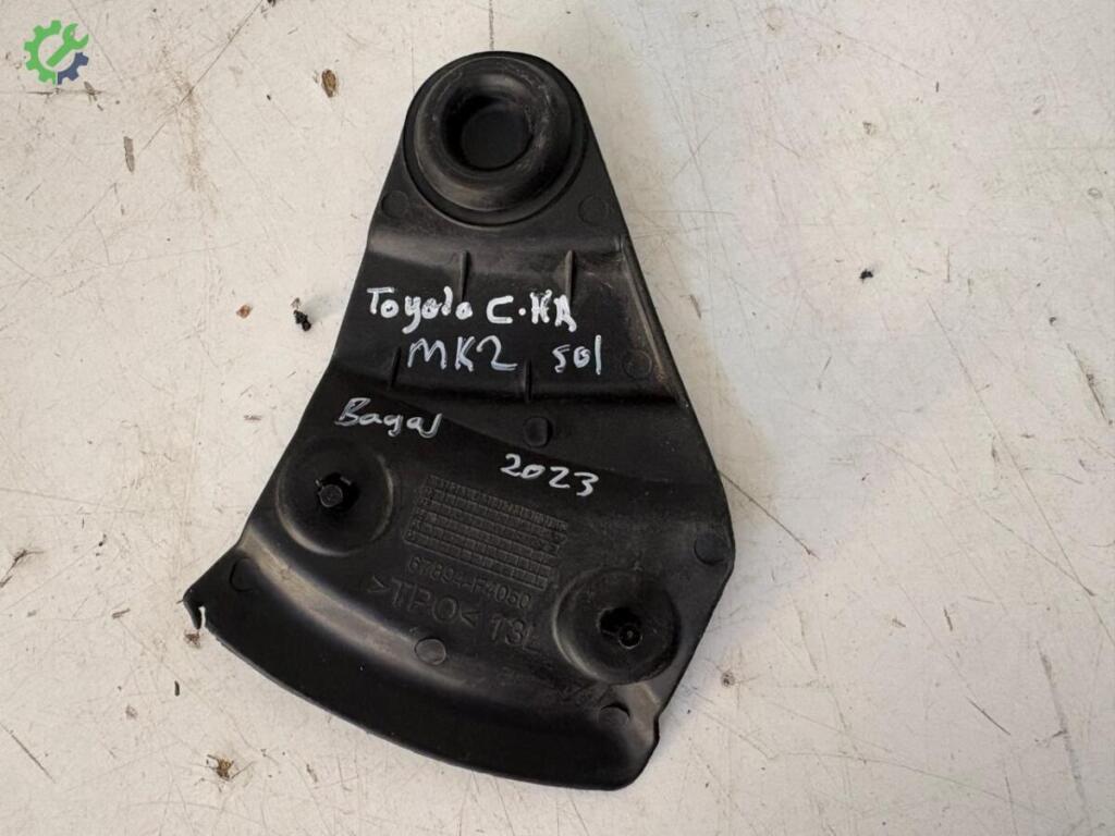 Toyota C-HR Bagaj Kapağı 67894F4050 çıkma parça