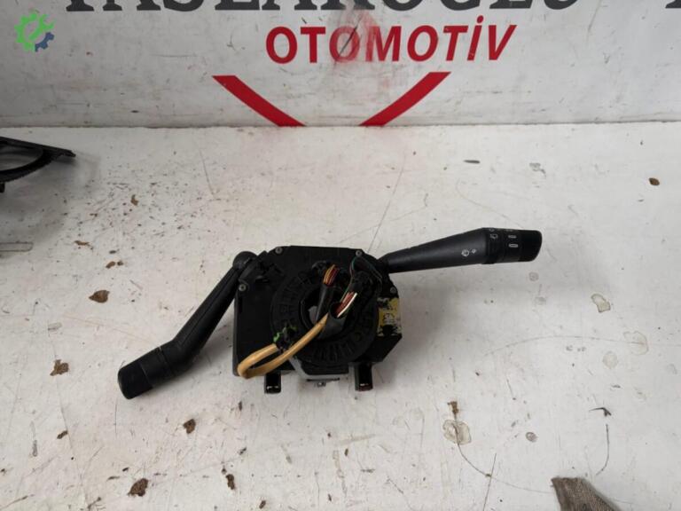 Fiat Punto Silecek Kolu çıkma parça