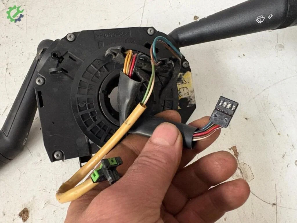 Fiat Punto Silecek Kolu çıkma parça