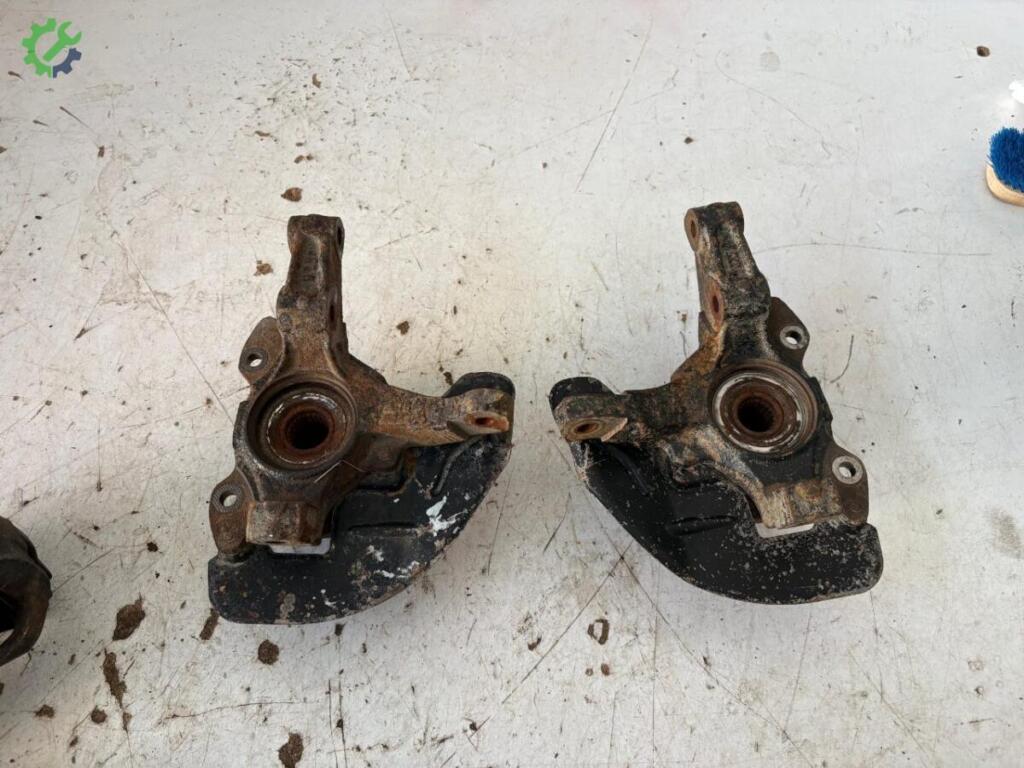 Fiat Palio Sol Ön Taşıyıcı çıkma parça