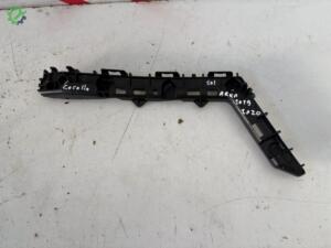 TOYOTA COROLLA SOL ARKA TAMPON BRAKETİ