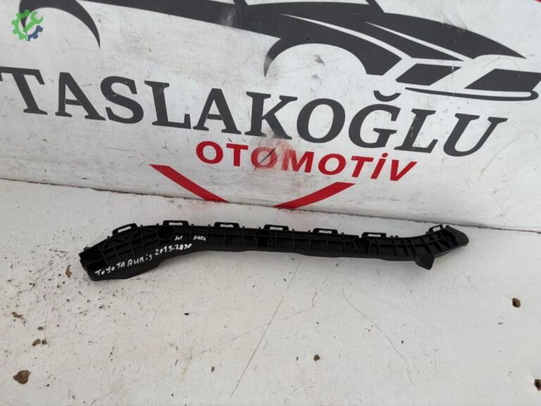 Toyota Auris Tampon Braketi çıkma parça
