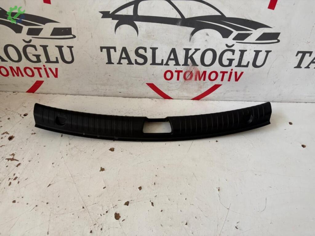 BYD Seal U Eşik Kaplaması çıkma parça