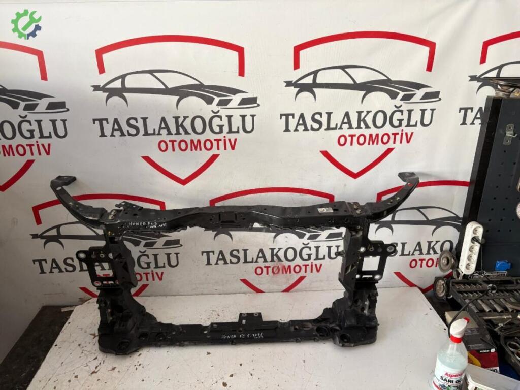 Honda Civic Ön Panel çıkma parça