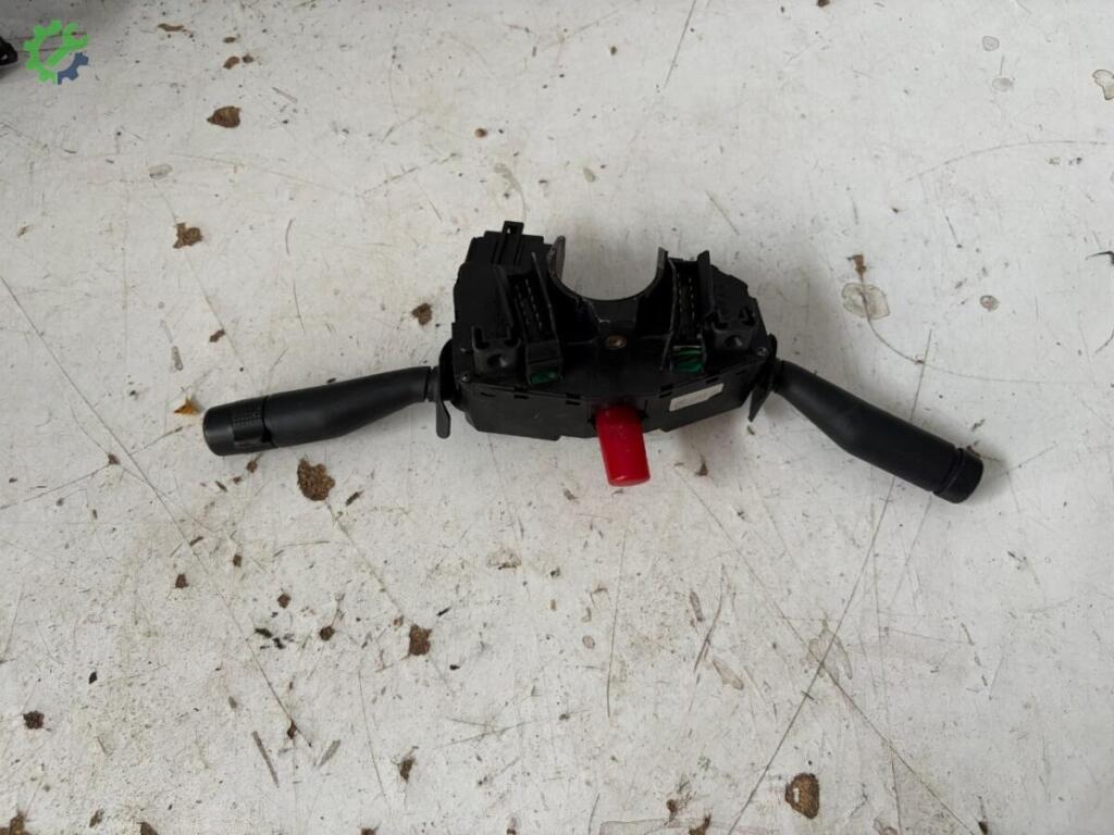 Ford Ka Silecek Kolu çıkma parça
