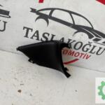 RENAULT MEGANE 4 KONSOL BAKALİTİ SAĞ