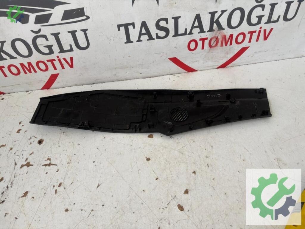 Renault Clio Orta Konsol çıkma parça
