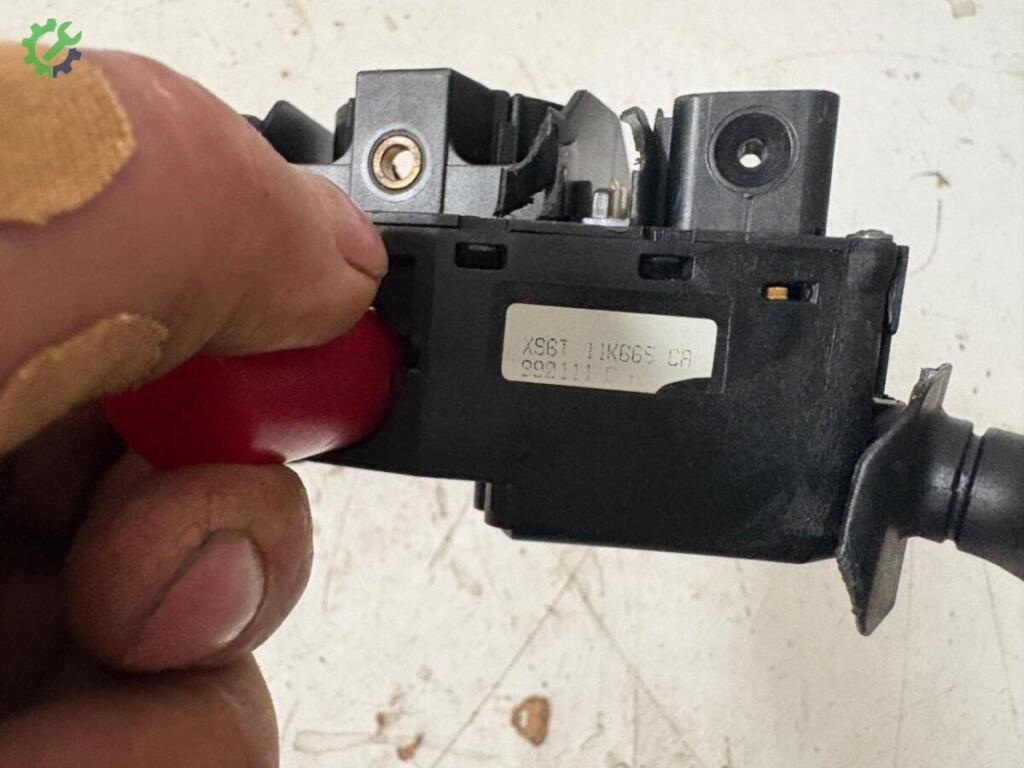 Ford Ka Silecek Kolu çıkma parça
