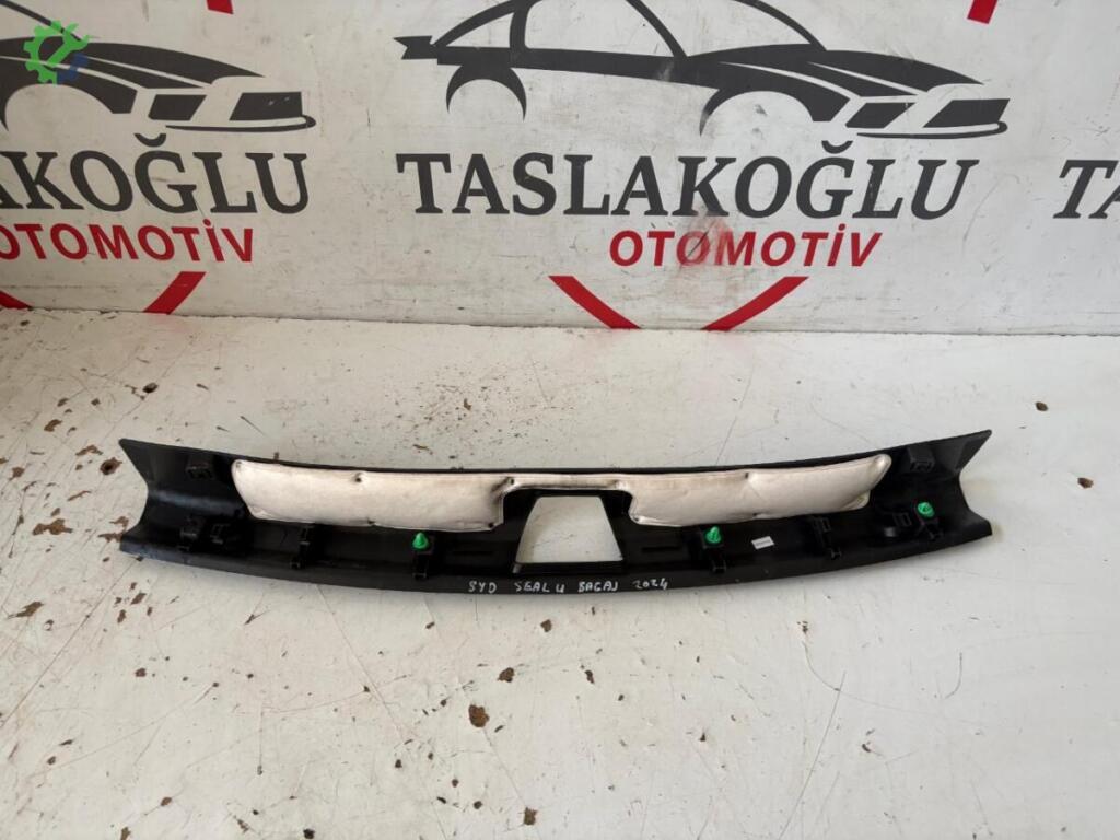 BYD Seal U Eşik Kaplaması çıkma parça