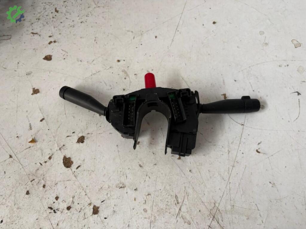 Ford Ka Silecek Kolu çıkma parça