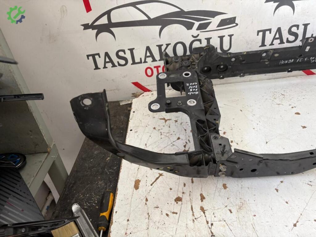 Honda Civic Ön Panel çıkma parça