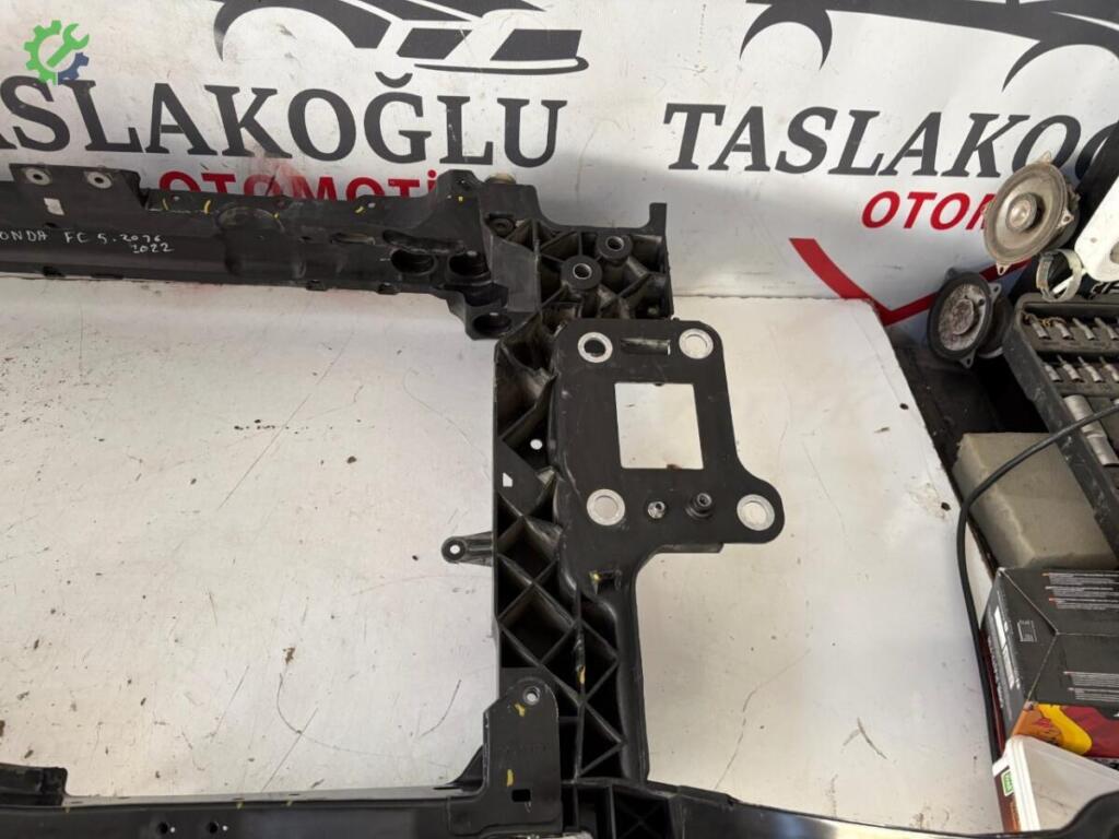 Honda Civic Ön Panel çıkma parça