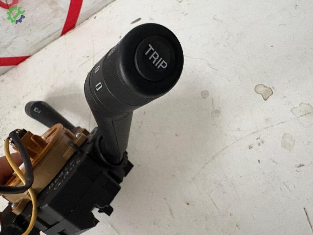 Fiat Doblo Sinyal Kolu çıkma parça