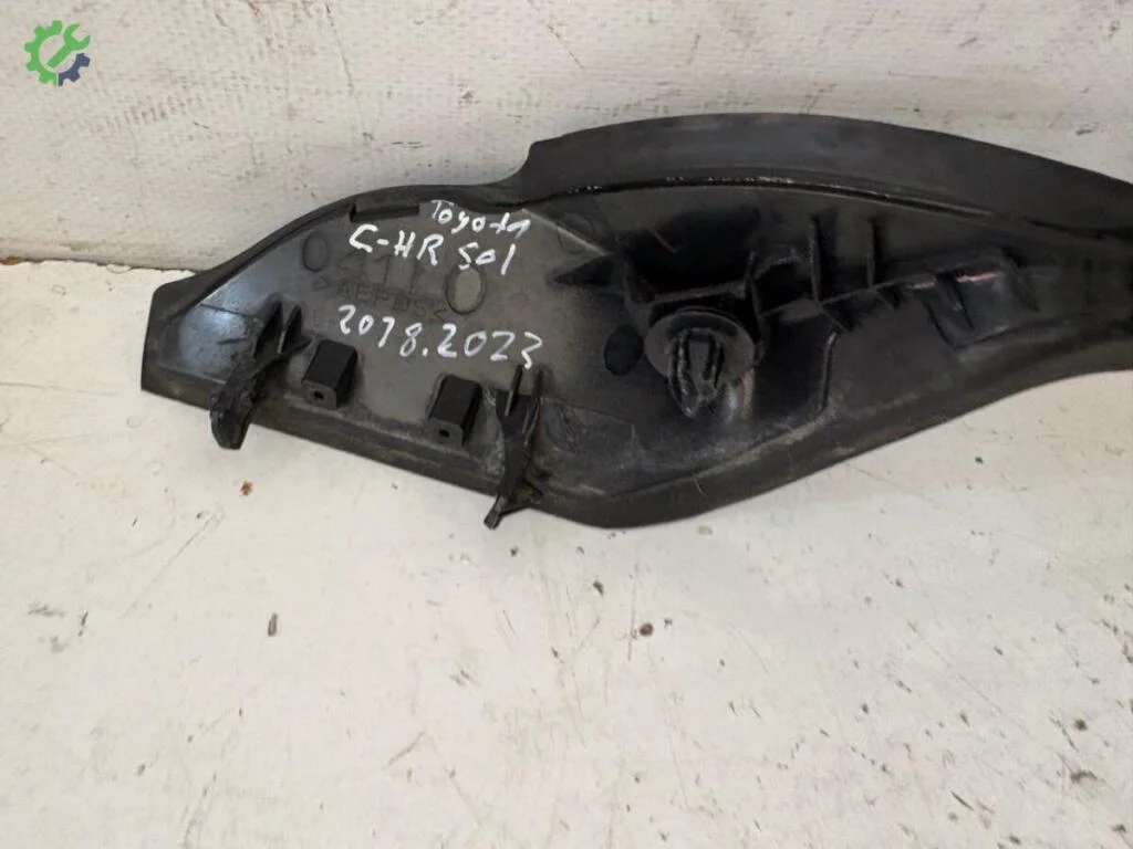 Toyota C-HR Cam Fitili çıkma parça