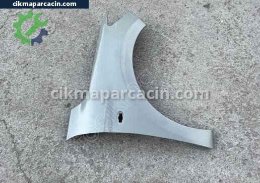 Peugeot 301 Sağ Ön Çamurluk çıkma parça