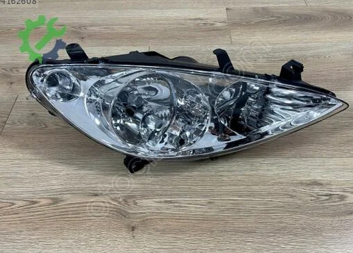 Peugeot 307 Sağ Ön Far 6205Z3 çıkma parça