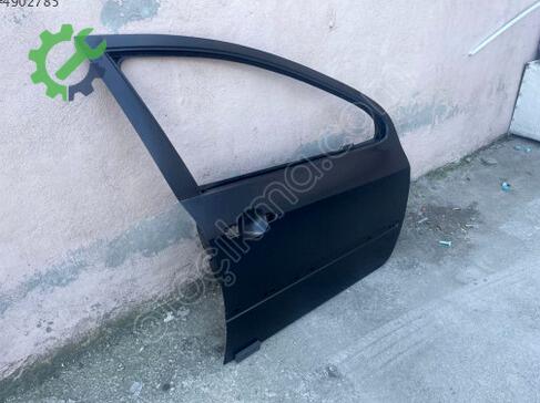 Peugeot 307 Sağ Ön Kapı 9004S7 çıkma parça