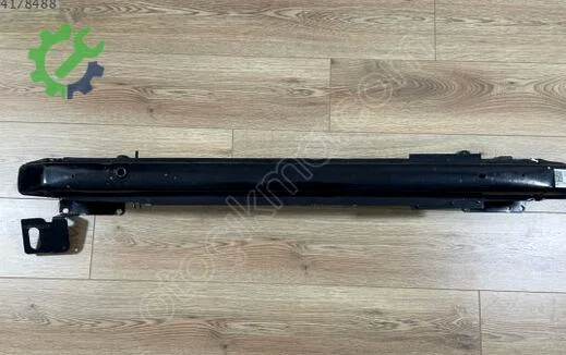Peugeot 307 Ön Tampon Demiri 7106C0 çıkma parça