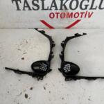 TOYOTA COROLLA SAĞ SOL SİS FARI ÇERÇEVESİ
