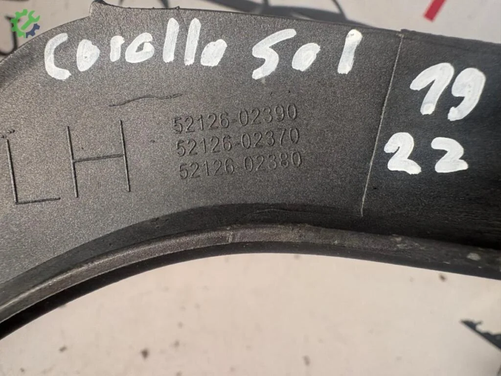 Toyota Corolla Sis Farı Çerçevesi çıkma parça