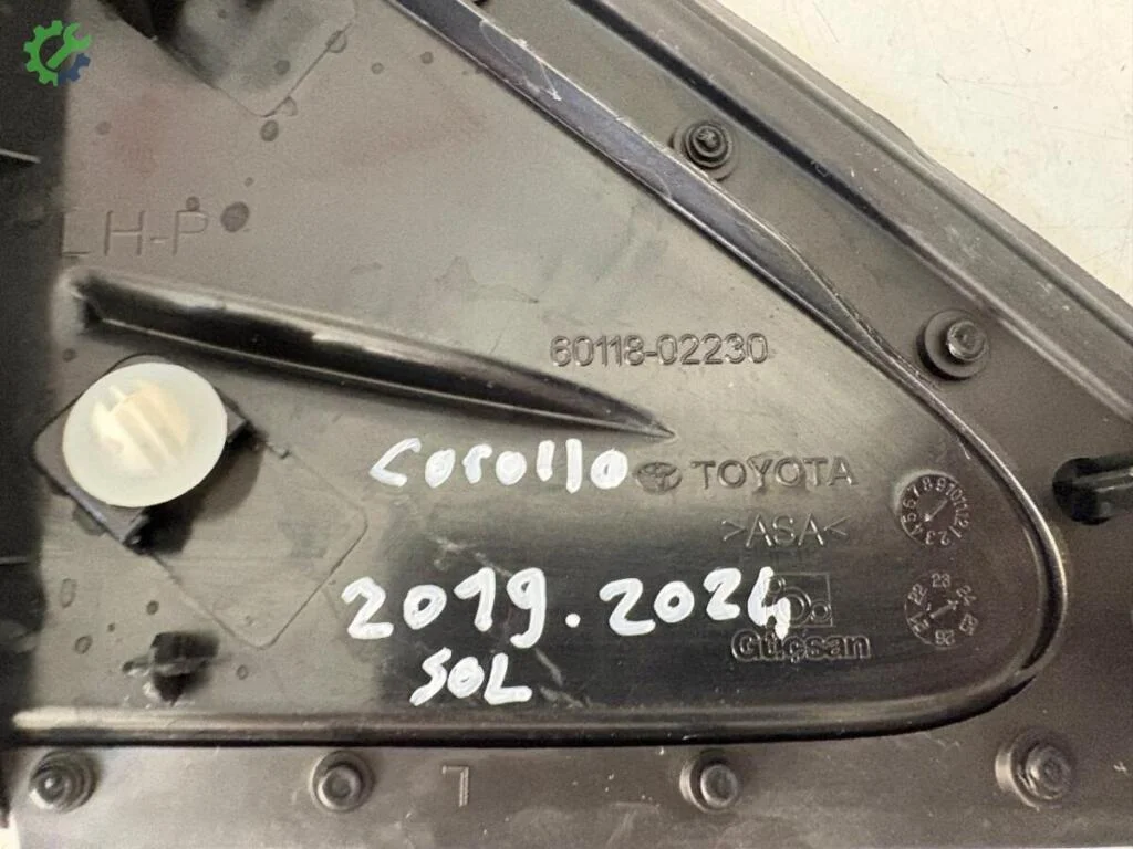 Toyota Corolla Ayna 6011802230 çıkma parça
