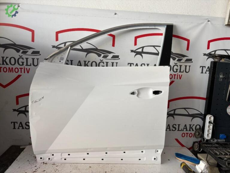 Hyundai Tucson Sol Ön Kapı çıkma parça