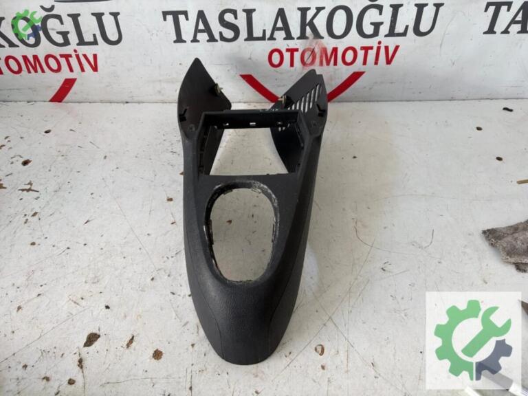 Renault Symbol Orta Konsol çıkma parça