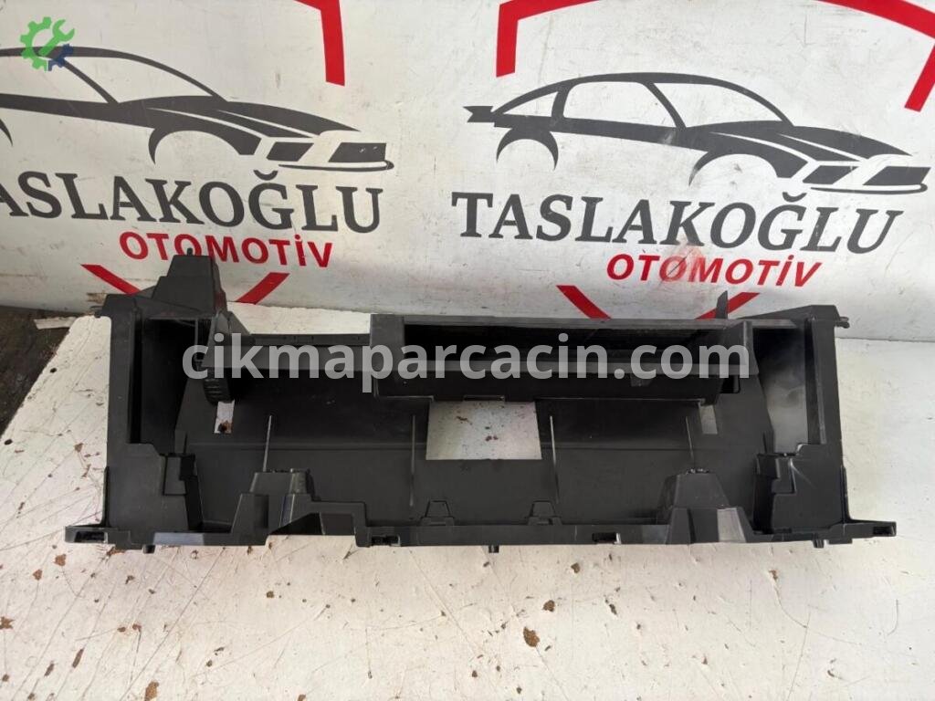 Peugeot Rifter Ön Panel 9855971880 çıkma parça