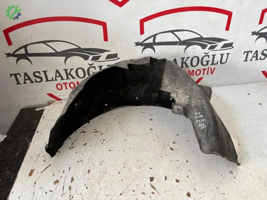 Audi A3 Ön Davlumbaz çıkma parça
