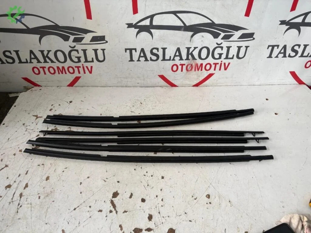 Toyota RAV4 Fitil çıkma parça