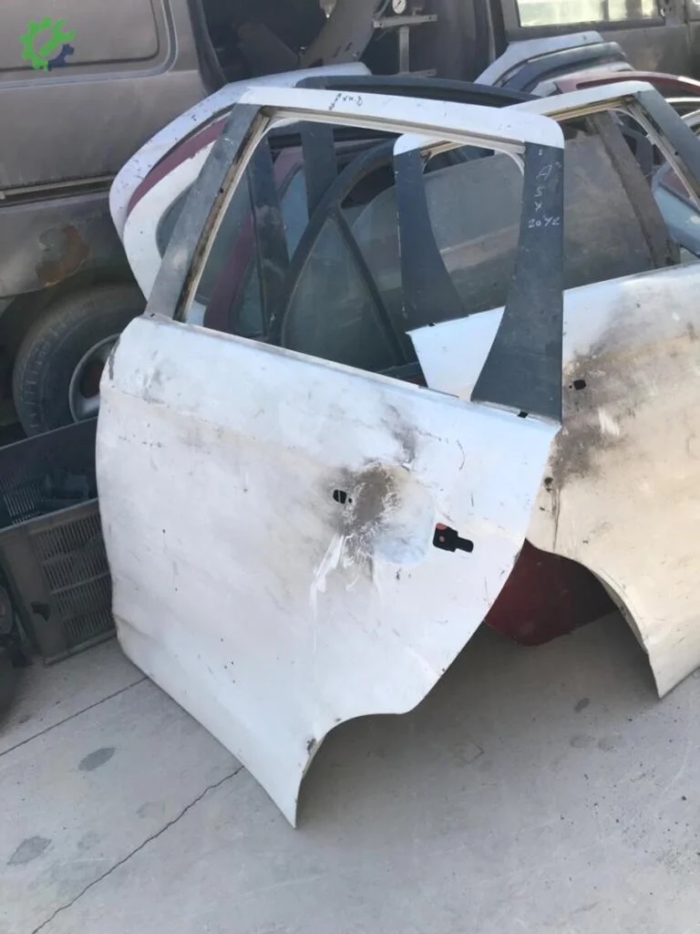 Mitsubishi ASX Sol Arka Kapı çıkma parça