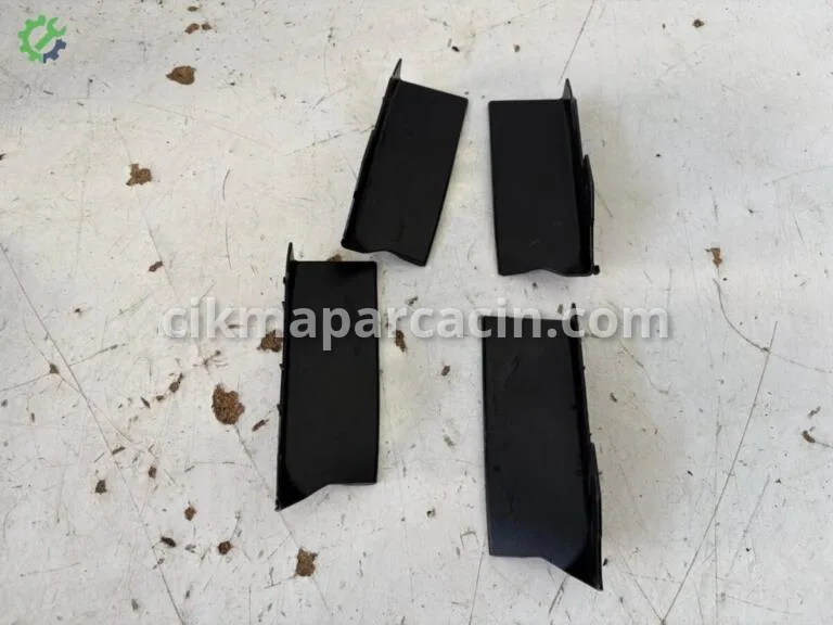 Toyota Corolla Arka Stop çıkma parça