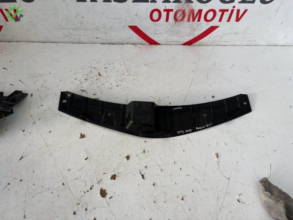 Toyota Corolla Panjur 5314102080 çıkma parça