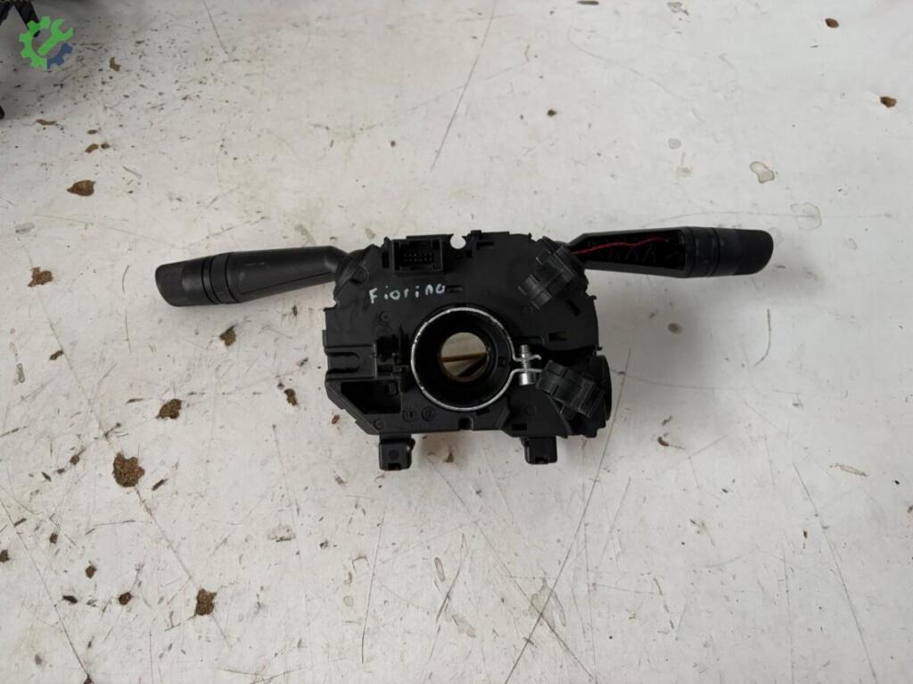 Fiat Fiorino Silecek Kolu çıkma parça