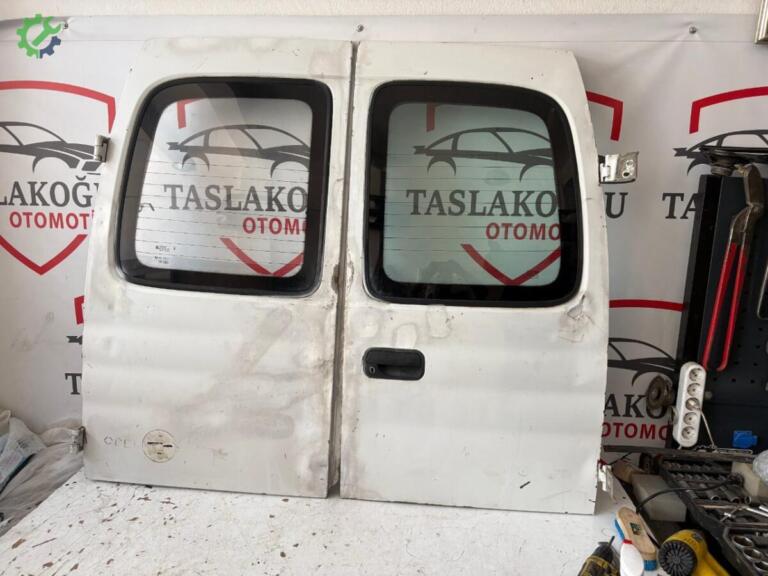 Opel Combo Bagaj çıkma parça