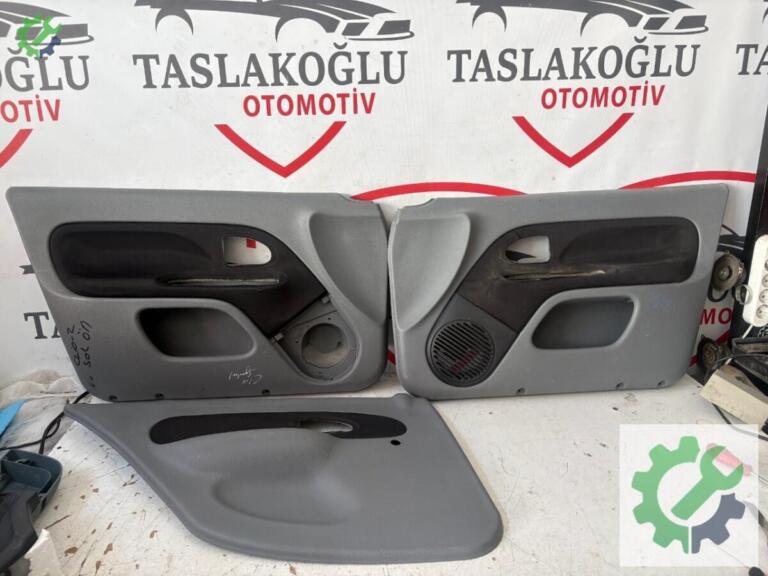 Renault Symbol Kapı Döşemesi çıkma parça